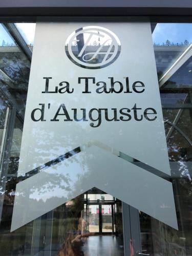 La Table D’auguste