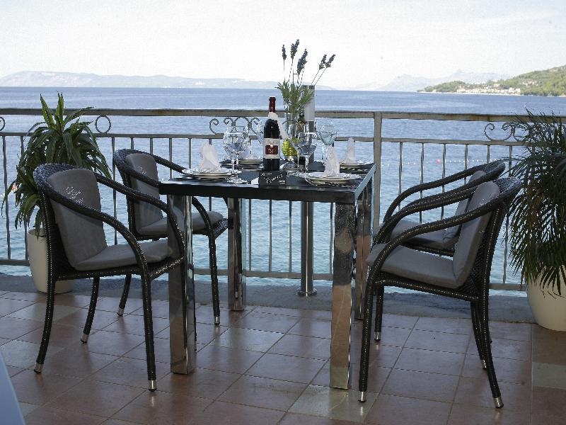 Beach Hotel Plaza