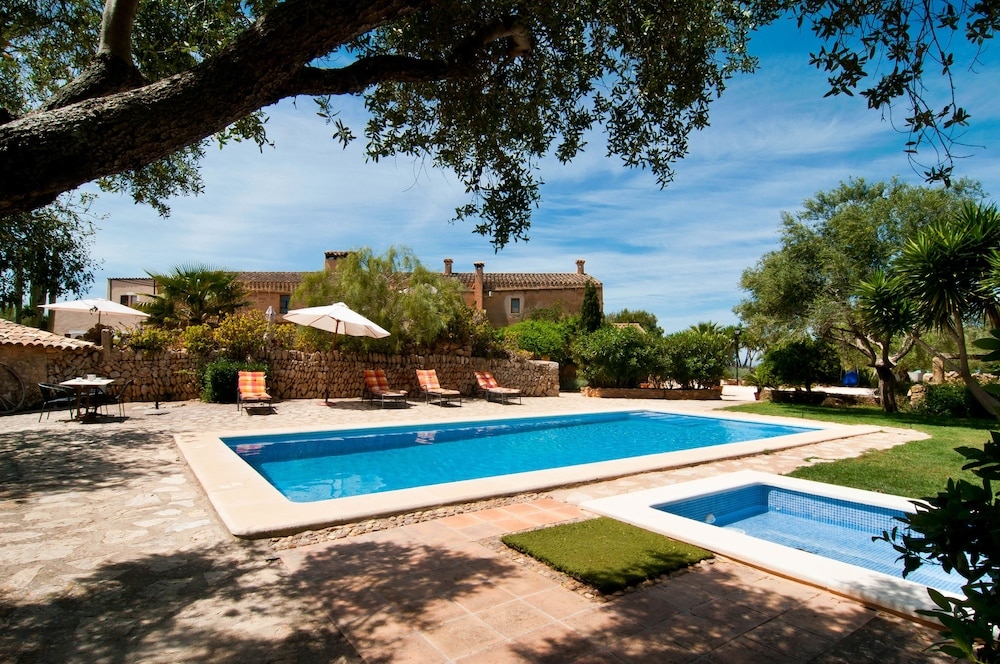 Finca Es Rafal Roig Es Galliner