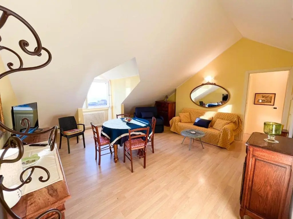 H11 FINESTRA SUL MARE - Santo Stefano
