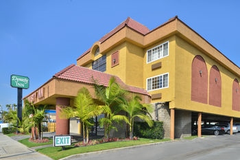 Studio 6 Suites Gardena, CA