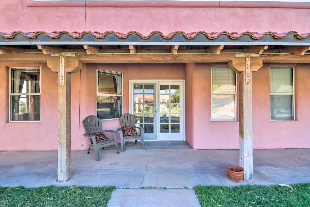 Rejuvenating Retreat w/ Ideal Eloy Location!