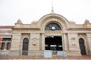 Central Hidden Gem Fremantle Apartment