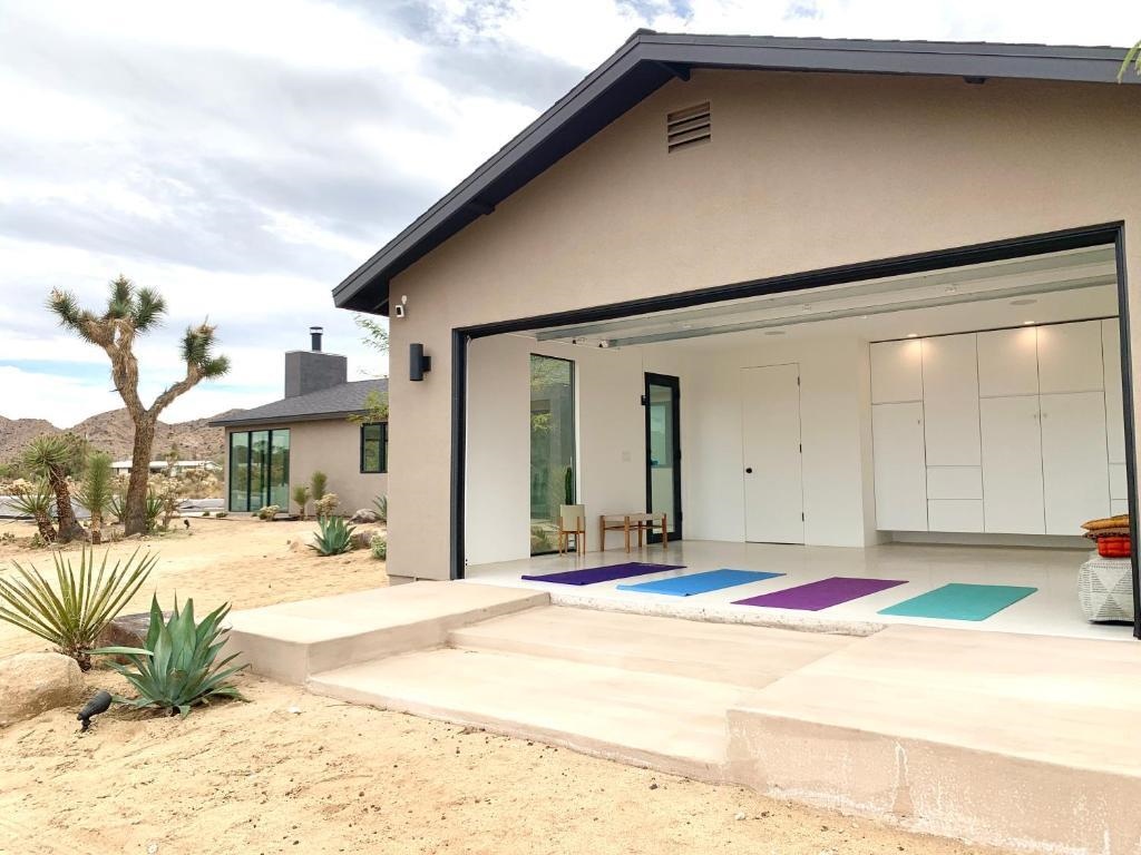 Amaru Muru Luxury Retreat with Pool Hot Tub Yoga