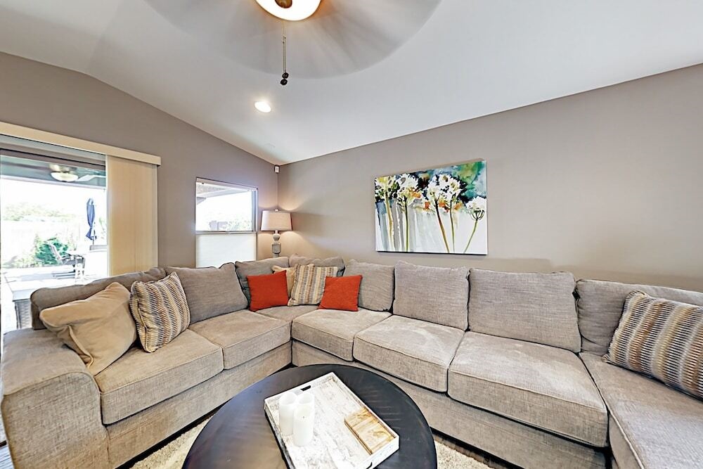 17347 N 20th Home 4 Bedrooms 2 Bathrooms Home