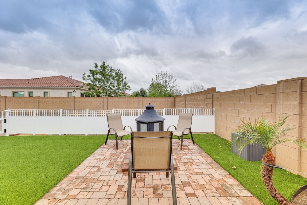 Luxury Queen Creek Home w/ Calming Pool Oasis!