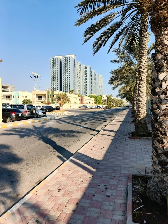 Friends Break Downtown Apartment Hotel