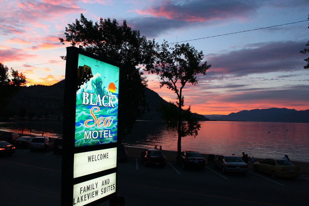 Black Sea Motel