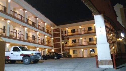 Hotel Colonial De Nogales