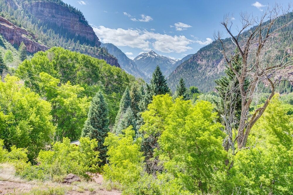 Beautiful Ouray Home w/ Patio - 3 Mi to Downtown!