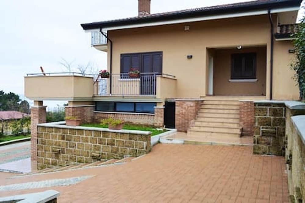 Apartment with 3 Bedrooms in Avellino, with Wonderful Mountain View, Pool Access And Enclosed Garden