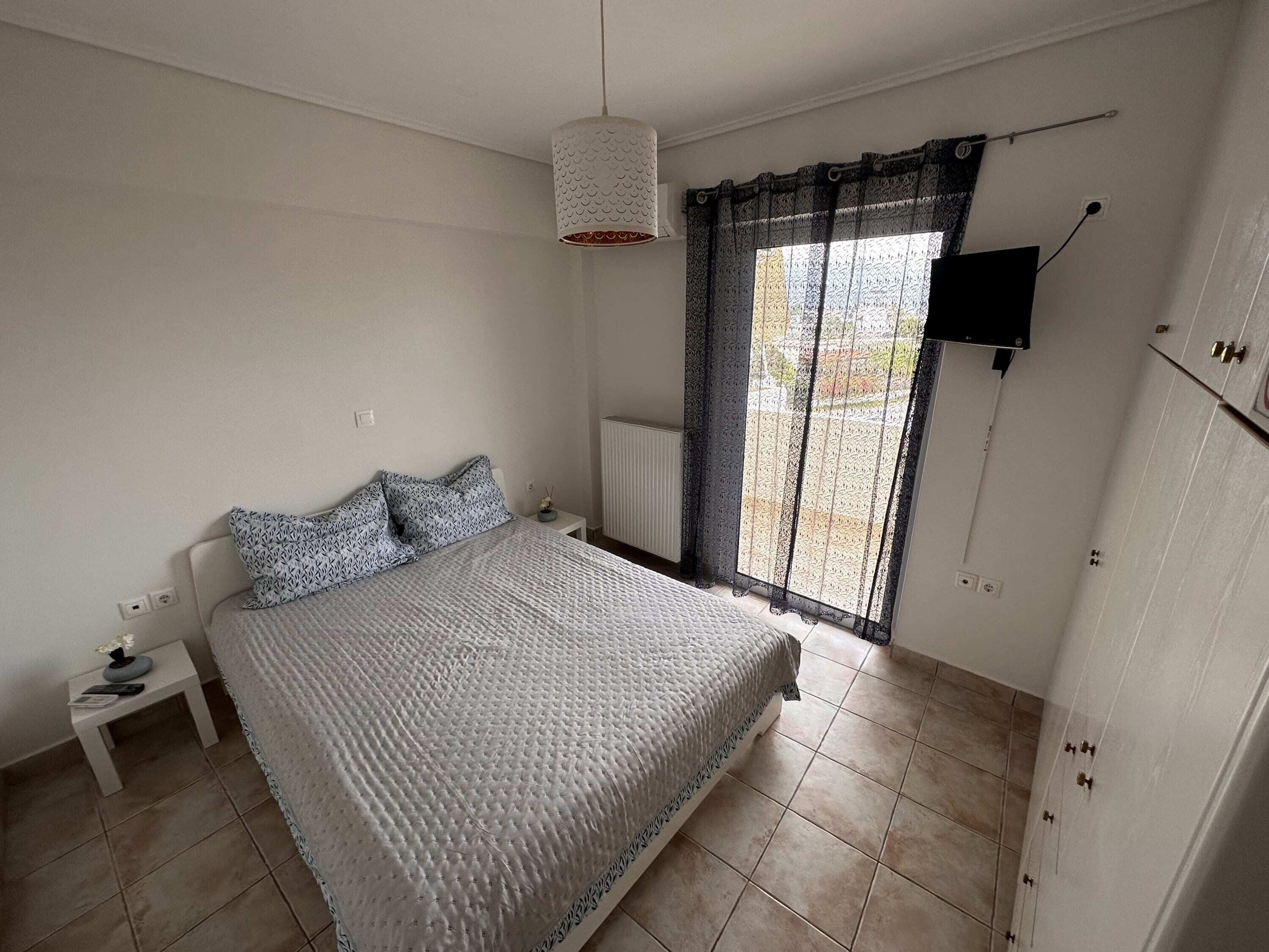 VerGian Brand New Apt at Agioi Theodoroi