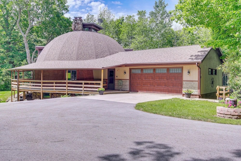 Wisconsin Vacation Rental: 1 Mi to Road America!