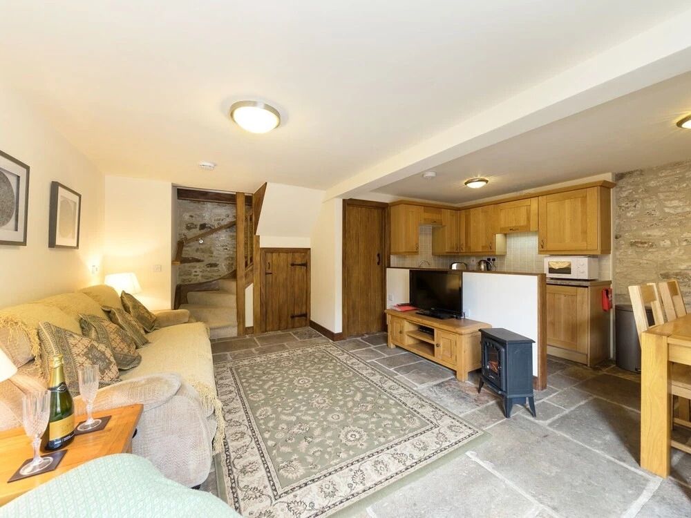 Danby Lodge
