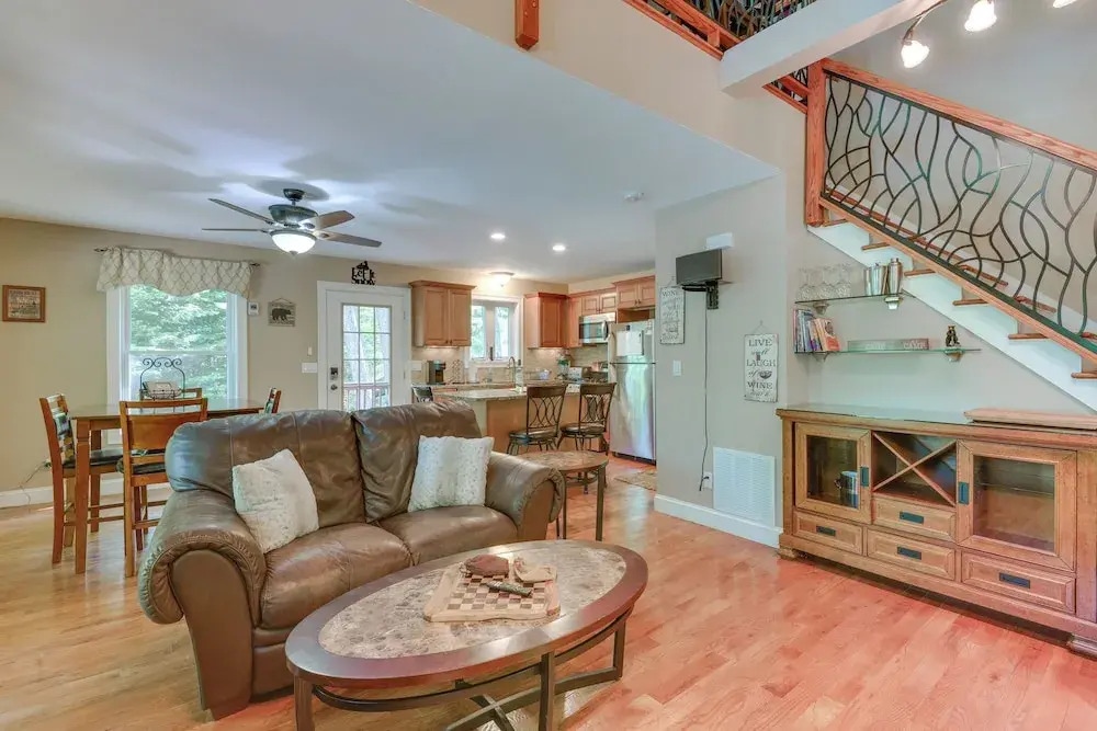 Old Forge Home w/ Hot Tub & Game Room!