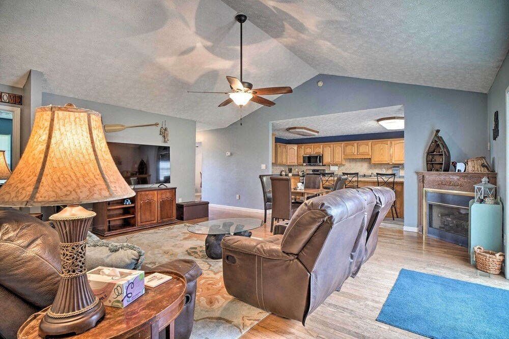 Charming 'hideaway Haven' Near Pigeon Forge!