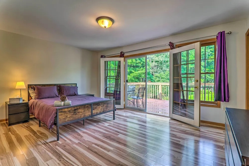 Poconos Retreat w/ Game Room, Hot Tub, & Sauna!