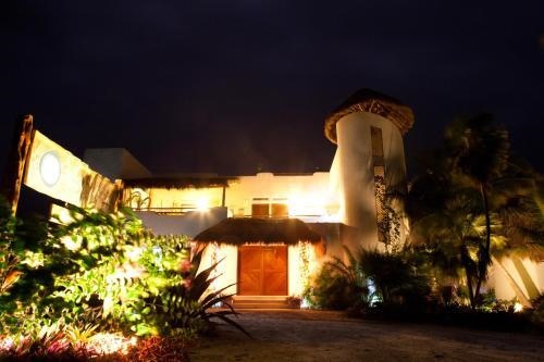 Almaplena Boutique Hotel