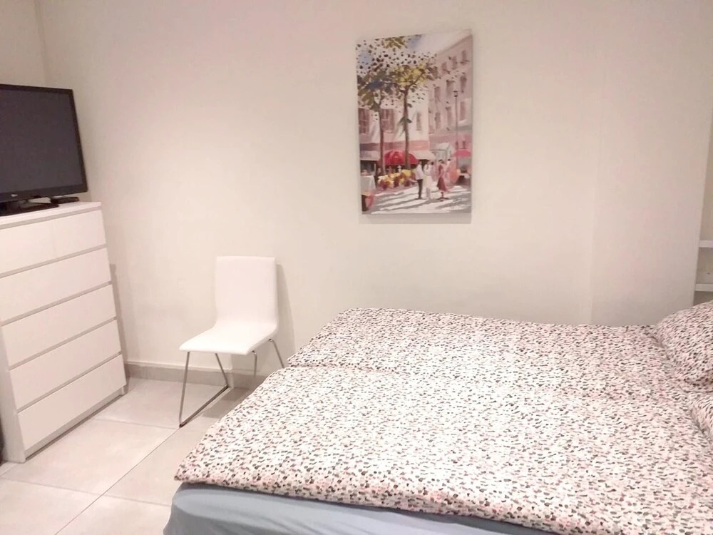 Apartment with 2 Bedrooms in San Juan de Aznalfarache, with Wonderful City View, Balcony And Wifi