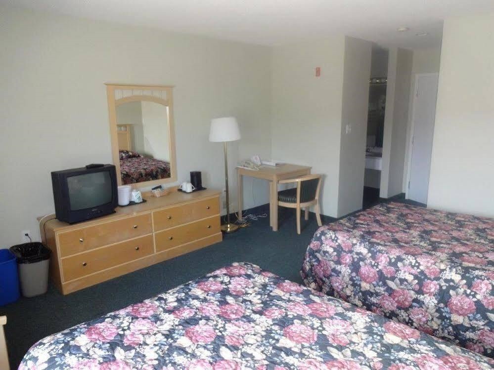 Fisherman's Landing Inn