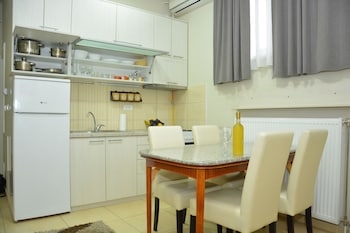 Prenocište i Cafe Passage