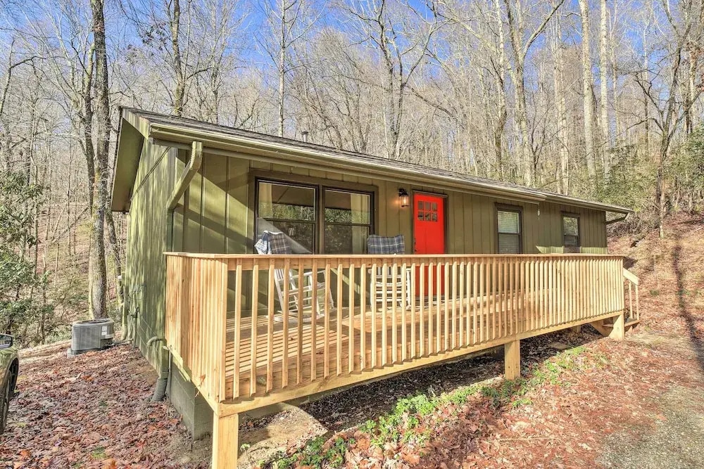 Brevard Outdoor Retreat at Connestee Falls