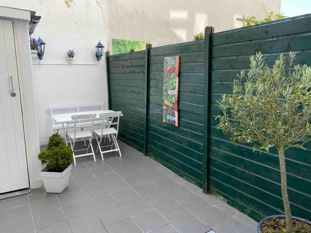 HaagsHuisje- eigen appartement, dichtbij alles, stijlvol