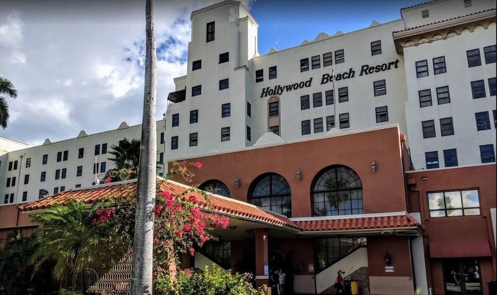 Beach Resort By Traveline Plus