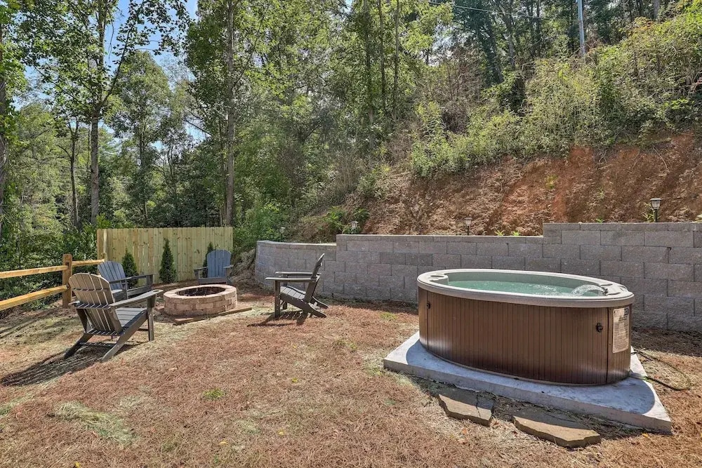 Pet-friendly Asheville Retreat w/ Hot Tub