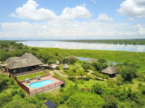 Twiga Safari Lodge