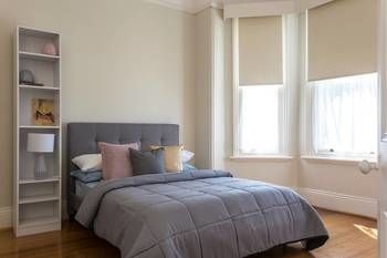 Convenient & Professionally Styled Home Parking