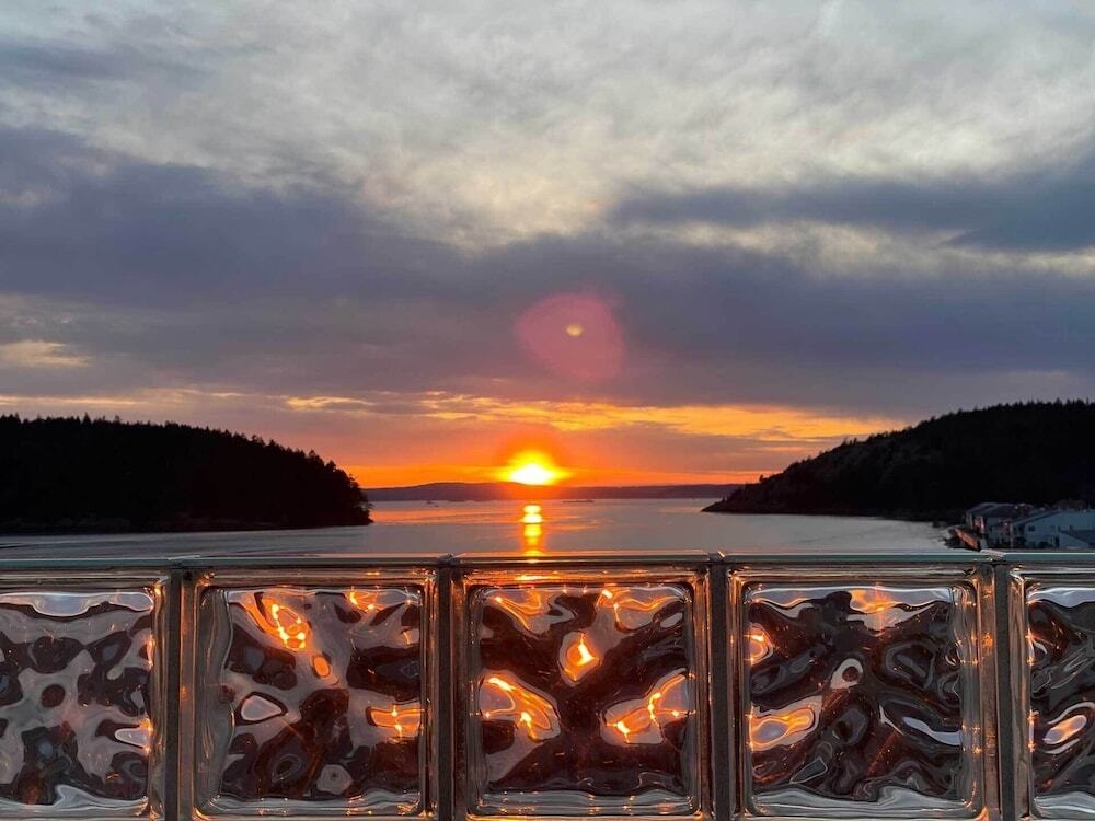 Anacortes Paradise Vacation Rental w/ Water Views!