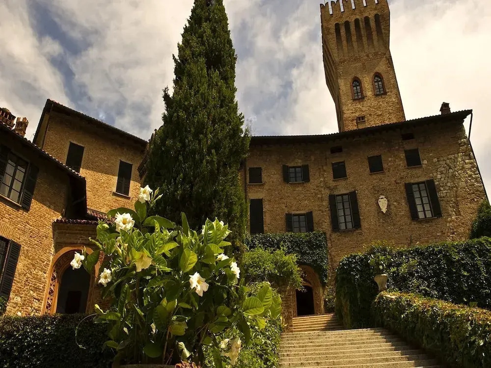 Deluxe Apartment in S. Maria Della Versa With Pool