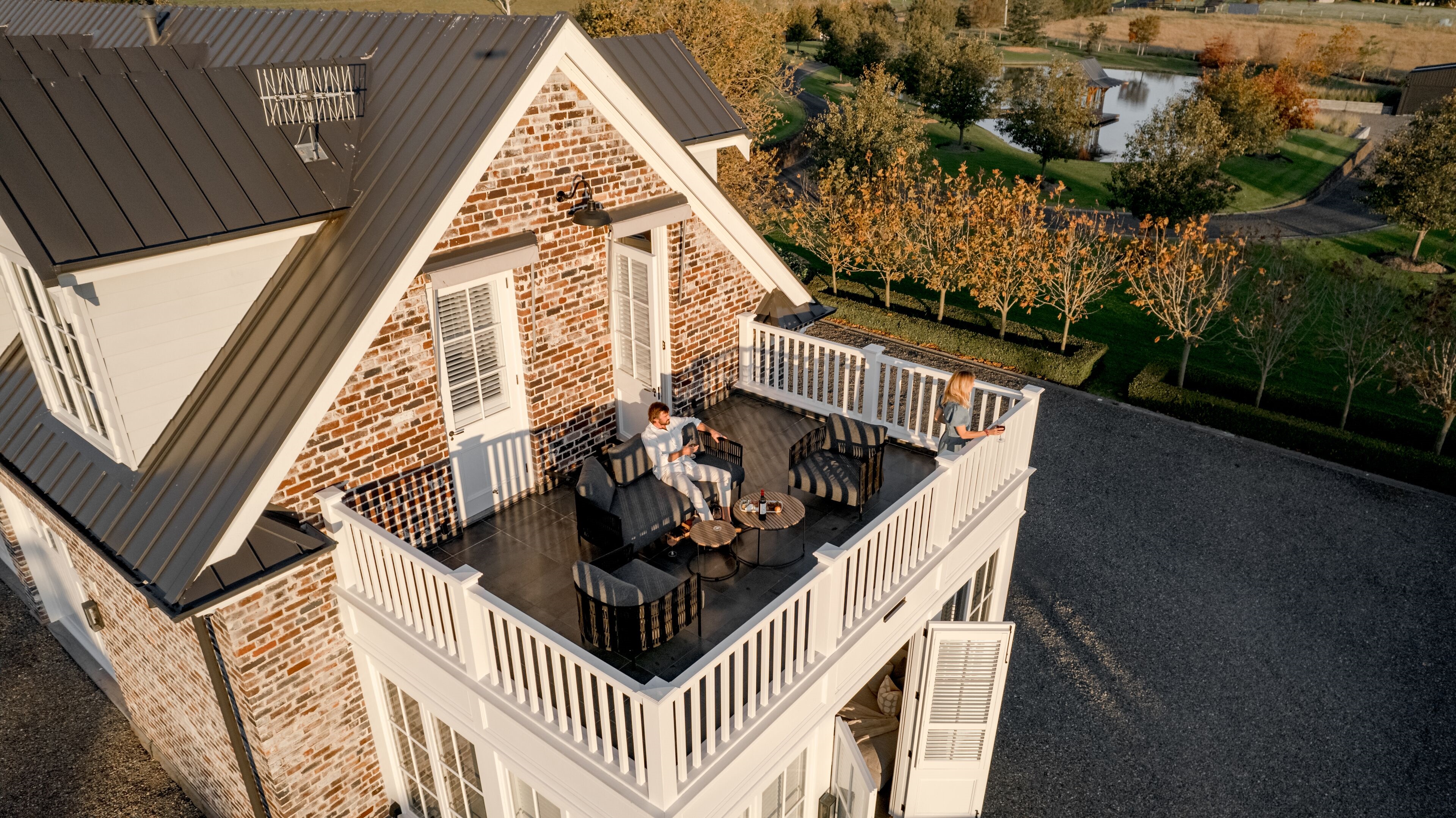 Linnaeus Suite, Berry - by Linnaeus Collection