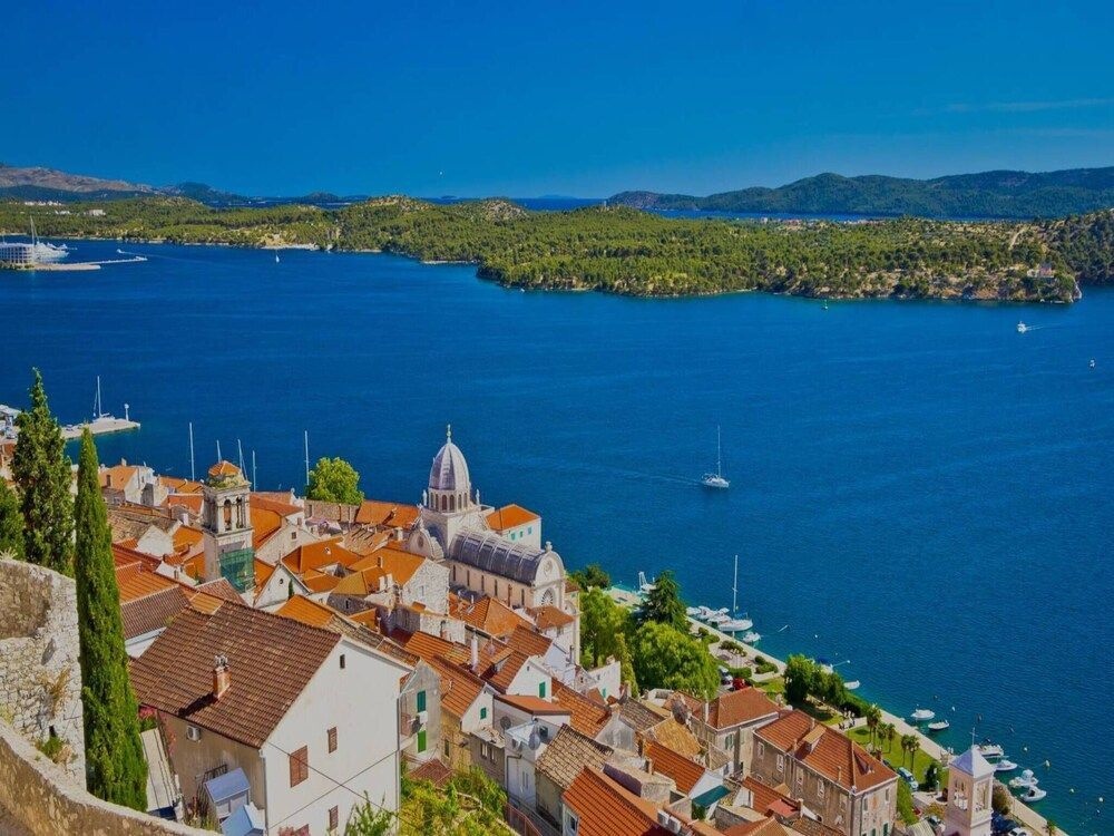 Opulent Park View Room With Breakfast Included