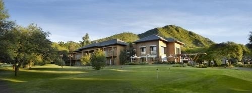 Altos De Belgrano Hotel Cabañas Golf Y Spa