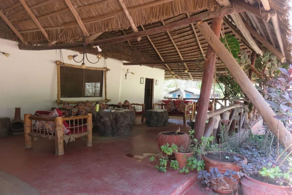 Mzuri Lodge