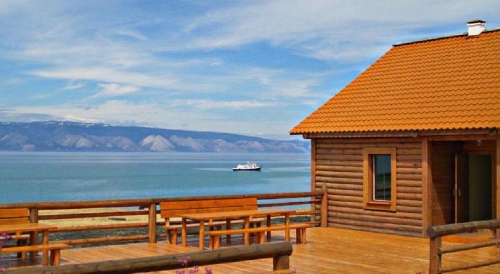 Baikalov Ostrog Hotel