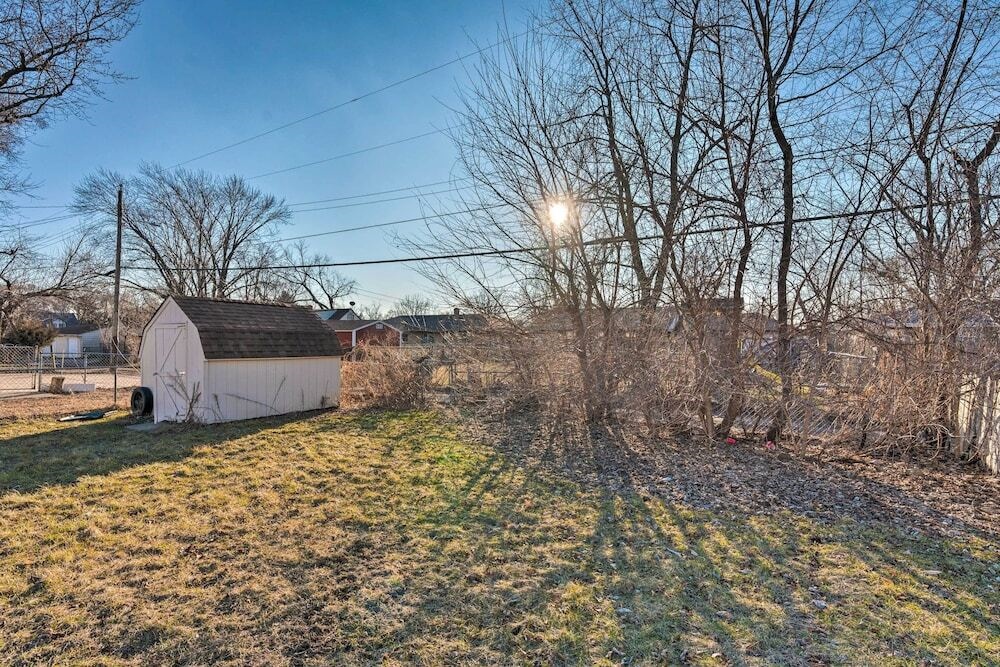 Family-friendly Rockford Home w/ Private Yard!