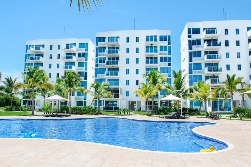 Playa Blanca Vacations