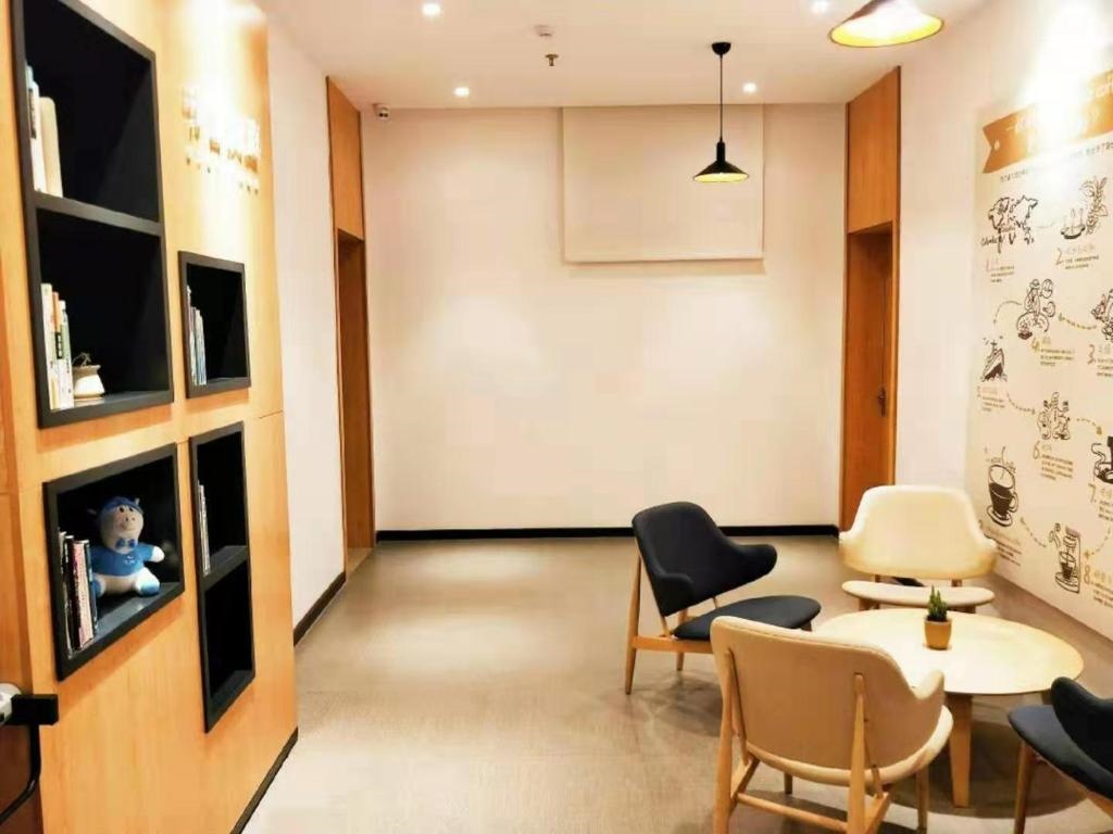 Hanting Hotel Da'an Changbainan Street