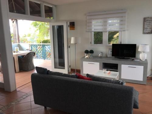 Apartment 1 And 5 In Windsock Beach Resort