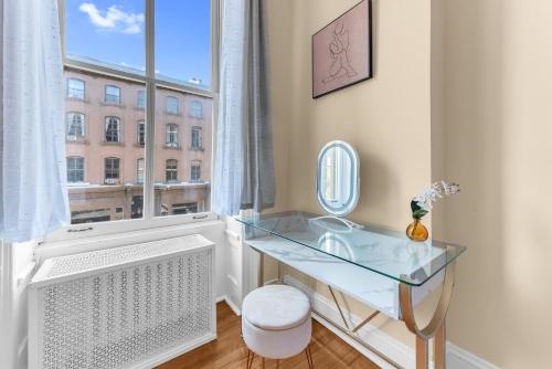 Charming 2Bd in Brooklyn Heights