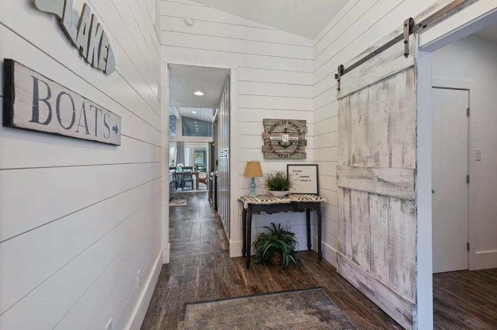 Lubinberry Lakeside Waterfront Home Hot Tub Boat Slip Jet Ski Lift