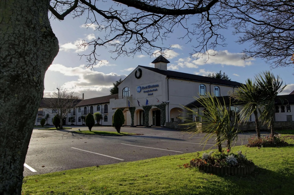 The Everglades Park Hotel