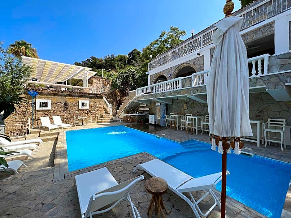 The Old Mill Hotel Lapta