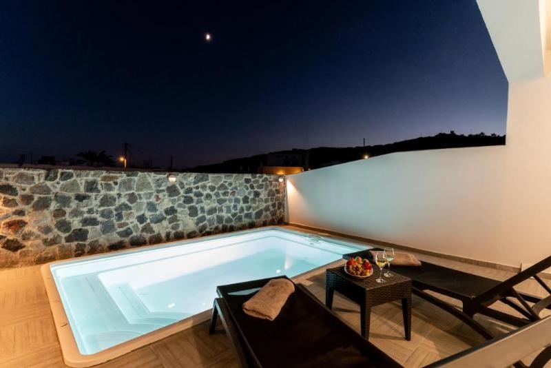 SantoRossa Luxury Villas
