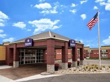 Howard Johnson Hotel Riverside Grand Island NE