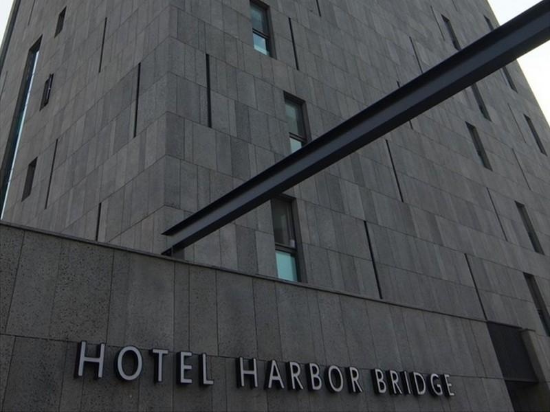 Gwangyang Harbor Bridge Hotel