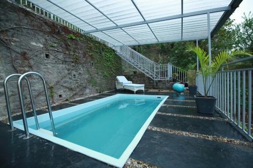 Timbuktoo Kasauli 4 Bhk Villa With Swimming Pool